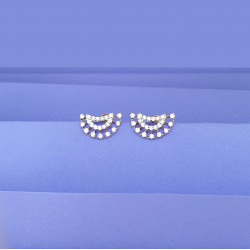 18KT GOLD UNIQUE DAIMOND EARRINGS  18KT GOLD UNIQUE DAIMOND EARRINGS