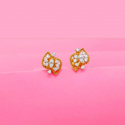 18KT GOLD UNIQUE DIAMOND WOMEN FANCY EARRING 18KT GOLD UNIQUE DIAMOND WOMEN FANCY EARRING