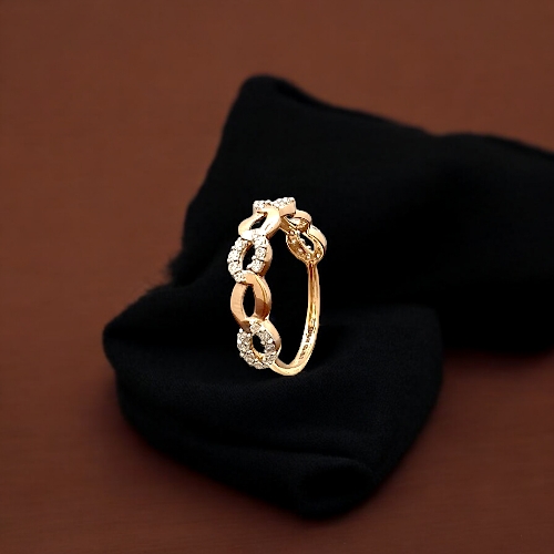 18KT GOLD UNIQUE WOMEN FANCY RING