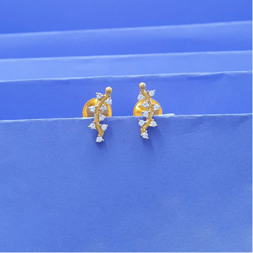 22KT GOLD BEAUTIFUL WOMEN STUD