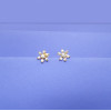 18KT GOLD ELEGANT FLOWER KIDS STUDS 