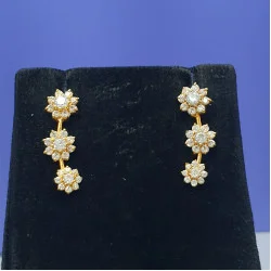 22KT GOLD THREE FLOWER BLUETOOTH EARRING