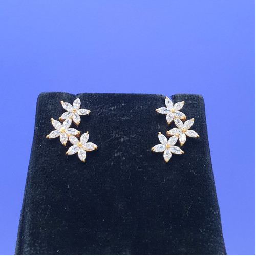 22KT GOLD UNIQUE FLOWER BLUETOOTH EARRING