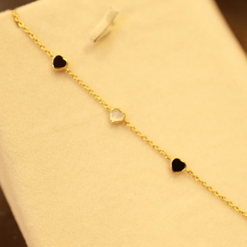 22KT Gold Noir And Pearl Heart Bracelet