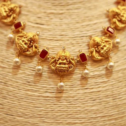 22KT Gold Avira – Temple Necklace Set