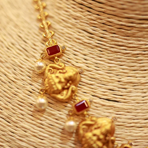 22KT Gold Avira – Temple Necklace Set