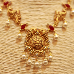 22KT Gold Amulya Peacock Necklace Set 22KT Gold Amulya Peacock Necklace Set