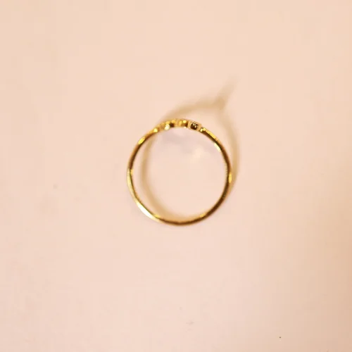 22KT Gold Radiant Loop Ring