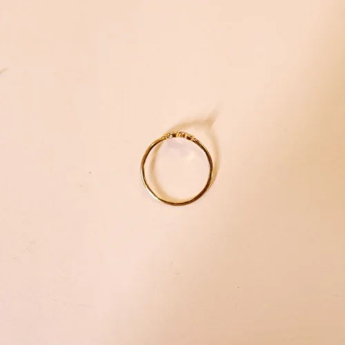 22KT Gold Radiant Loop Ring