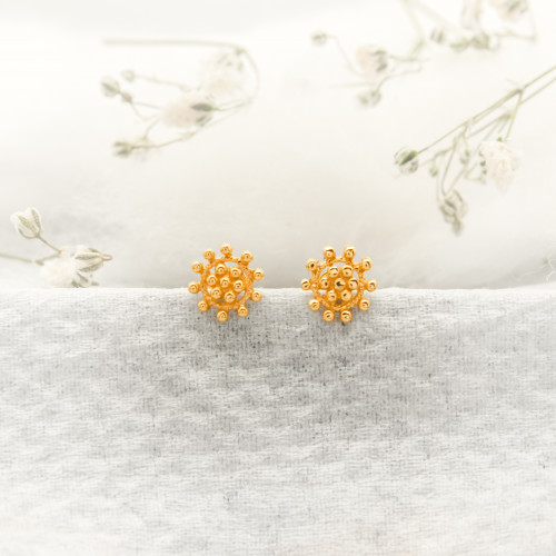 Adorable 18kt Gold Kids Earring Collection by Yeloo