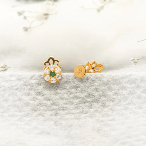 Baby Gold Star Studs – KAJ Fine Jewellery