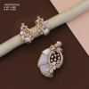 18KT Gold Mother of Pearl Pendant Set
