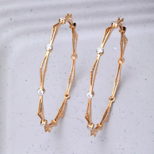 Stunning 18Kt Rose Gold Octagon Star Cut Bangle - Radiant Elegance