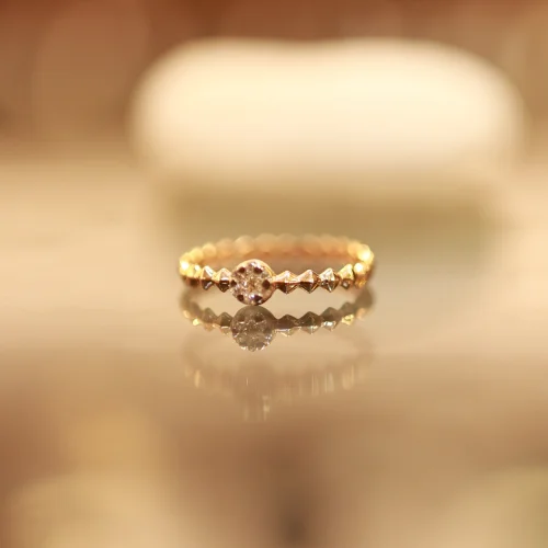 Celeste Dots – 18KT Gold Textured Band Ring
