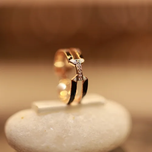 18KT Gold Designer Geometric Ring