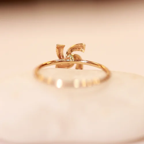 18KT Gold Zephyra Twist – Swirl Ring