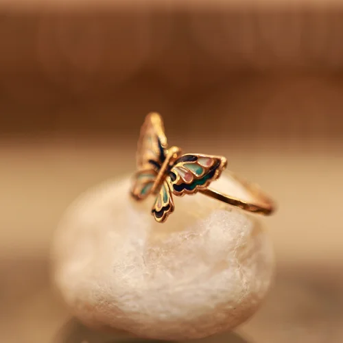 18KT Gold Enamel Butterfly Ring 18KT Gold Enamel Butterfly Ring