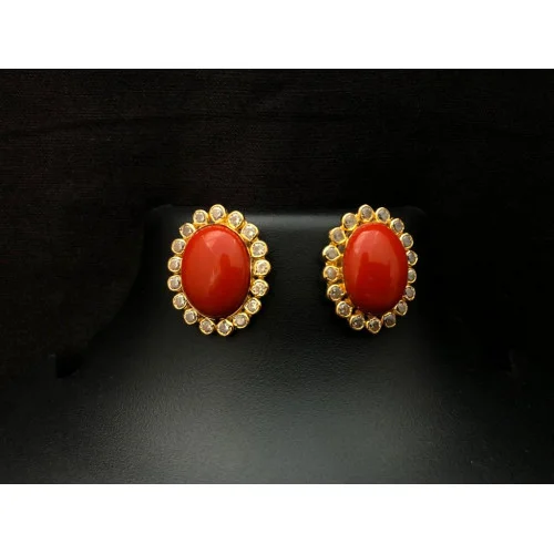 Vintage Teardrop Red Coral Earrings 18K Yellow Gold