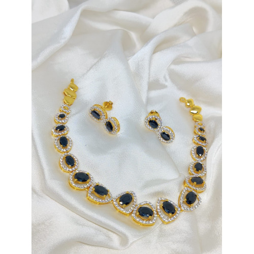 18KT Gold Black Sapphire Choker Necklace Set