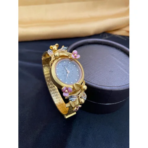 Standard Choice Watch Golden Designer Party-Wedding Women And Girls Stone  Studded Beautiful Watch Analog Watch - For Girls - Buy Standard Choice Watch  Golden Designer Party-Wedding Women And Girls Stone Studded Beautiful