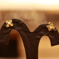 22KT Gold Aurika Woven Pearl Studs
