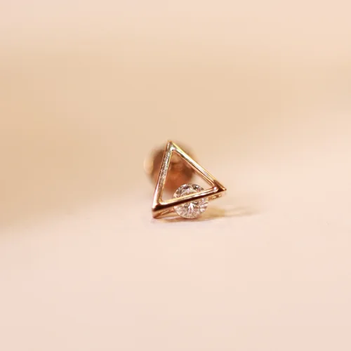 18 KT Gold Geometric Spark Stud