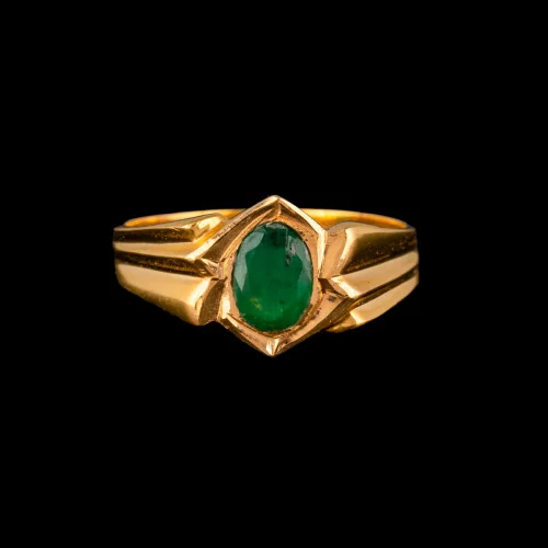 emerald Ring 7.25 ratti 7.00 Carat Natural panna stone Ring Gold Plated  Adjustable Ring Astrological Gemstone