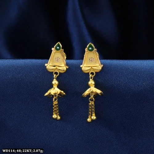 New Light Weight Daily Wear Gold Earrings Designs - Ethnic Fashion  Inspirations!