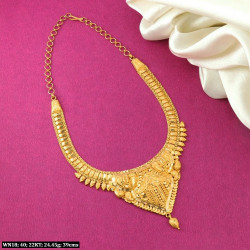22KT Gold Pretty Necklace  WN18