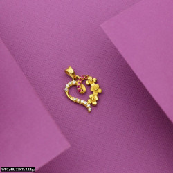 22KT Gold Women Heart With Three Flower Pendant WP3